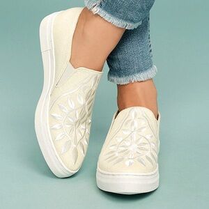 🎉 Seychelles Sunshine Canvas Embroidered Sneakers 6.5